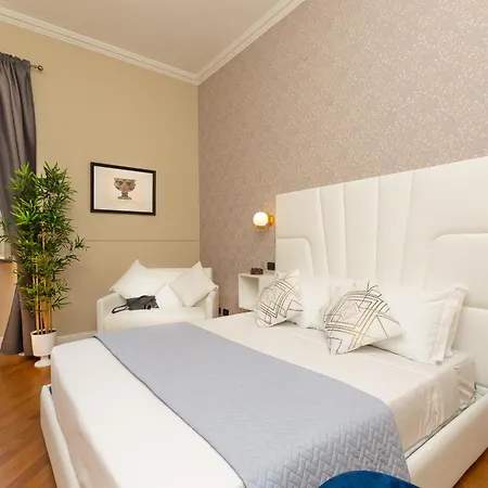 52 Vespasiano Vatican Suites-3